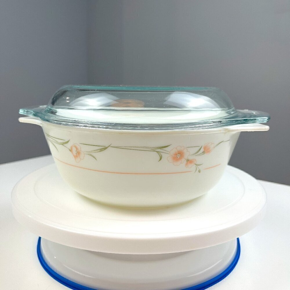 Pyrex casserole round dish with lid Pink Wild flower pattern glass cookware dish